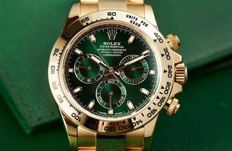 daytona rolex gold grün|rolex daytona with green face.